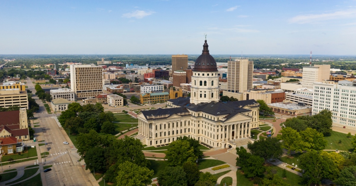 kansas state capital building during day time