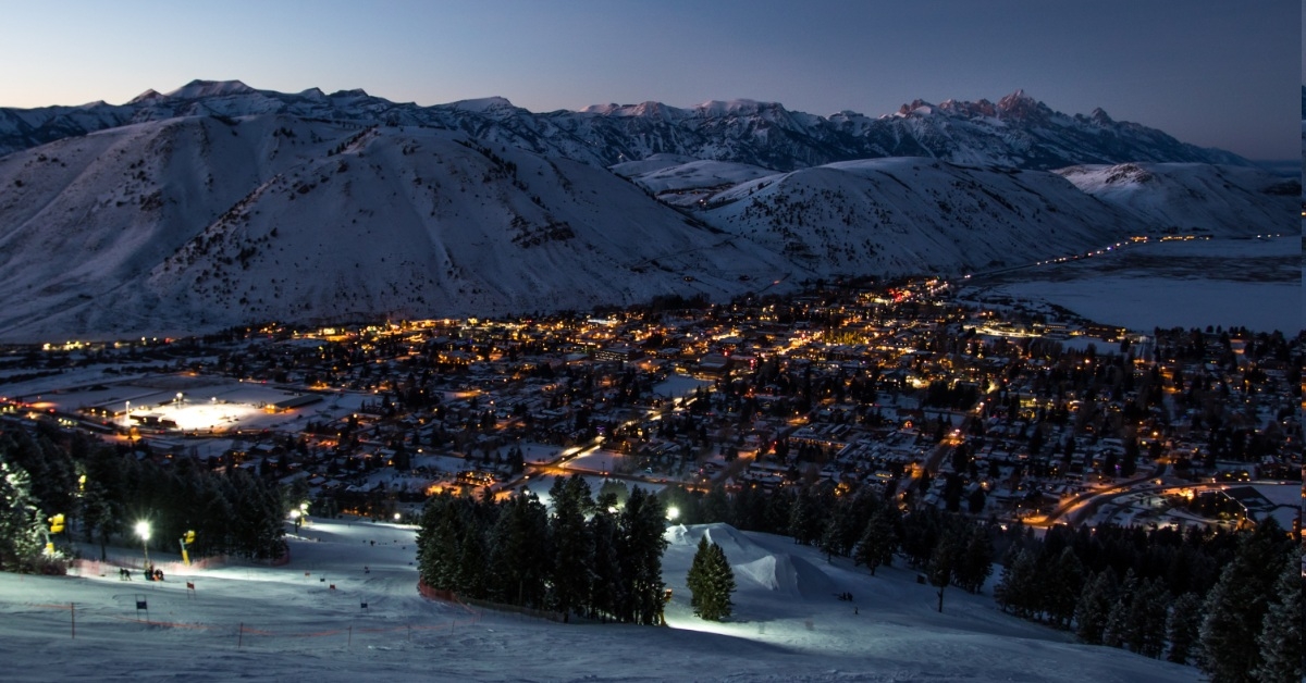  jackson hole town covered in snow