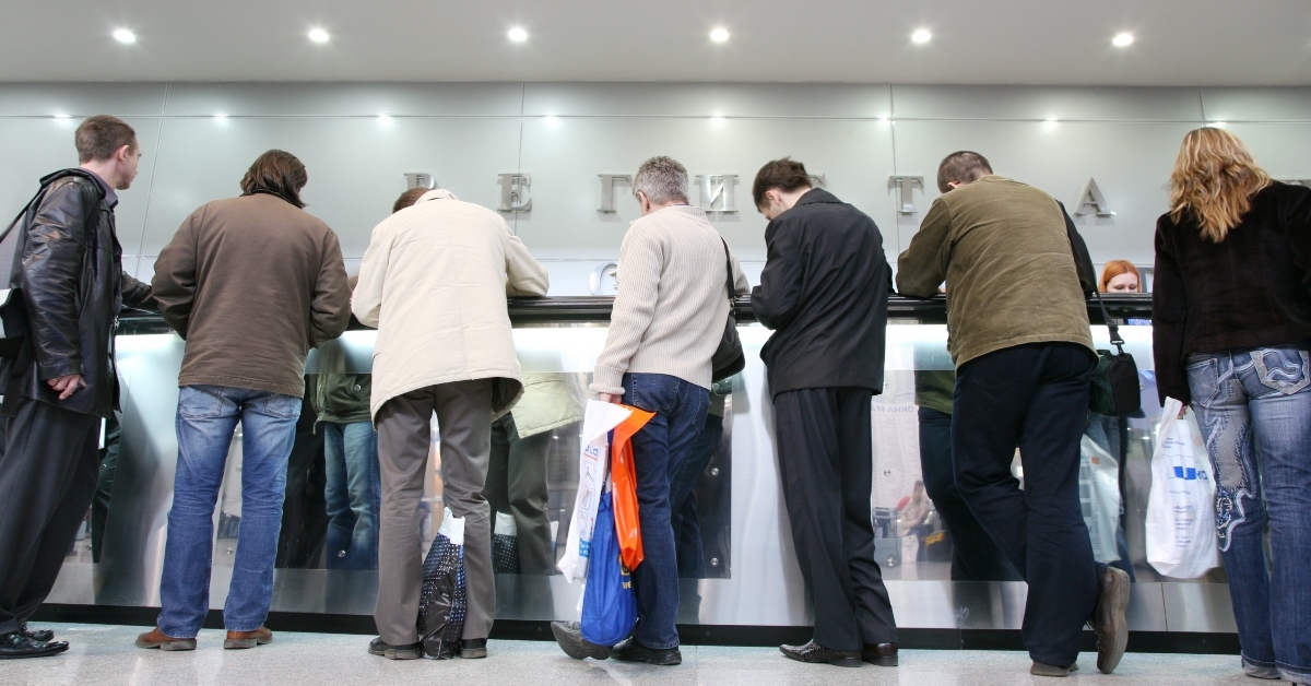 crowd on registration