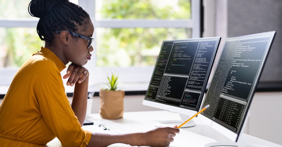 female programmer coding