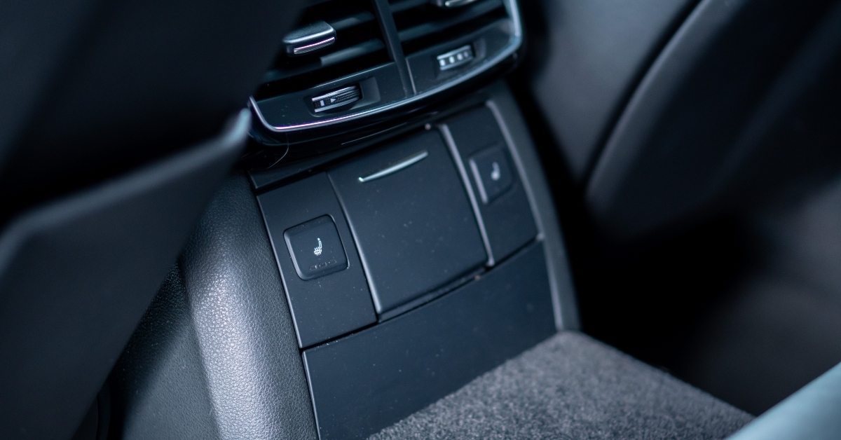 Audi A8 2015 heated seatback