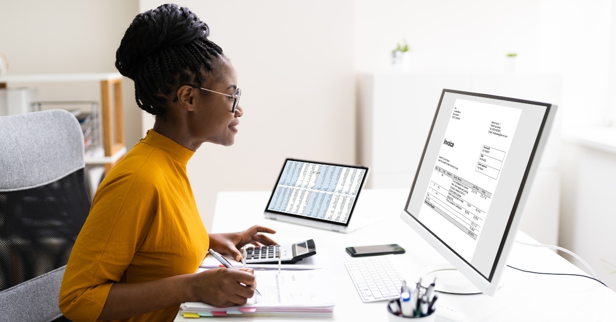 female accountant