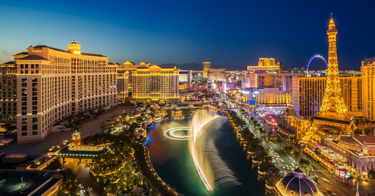 las vegas strip at night 