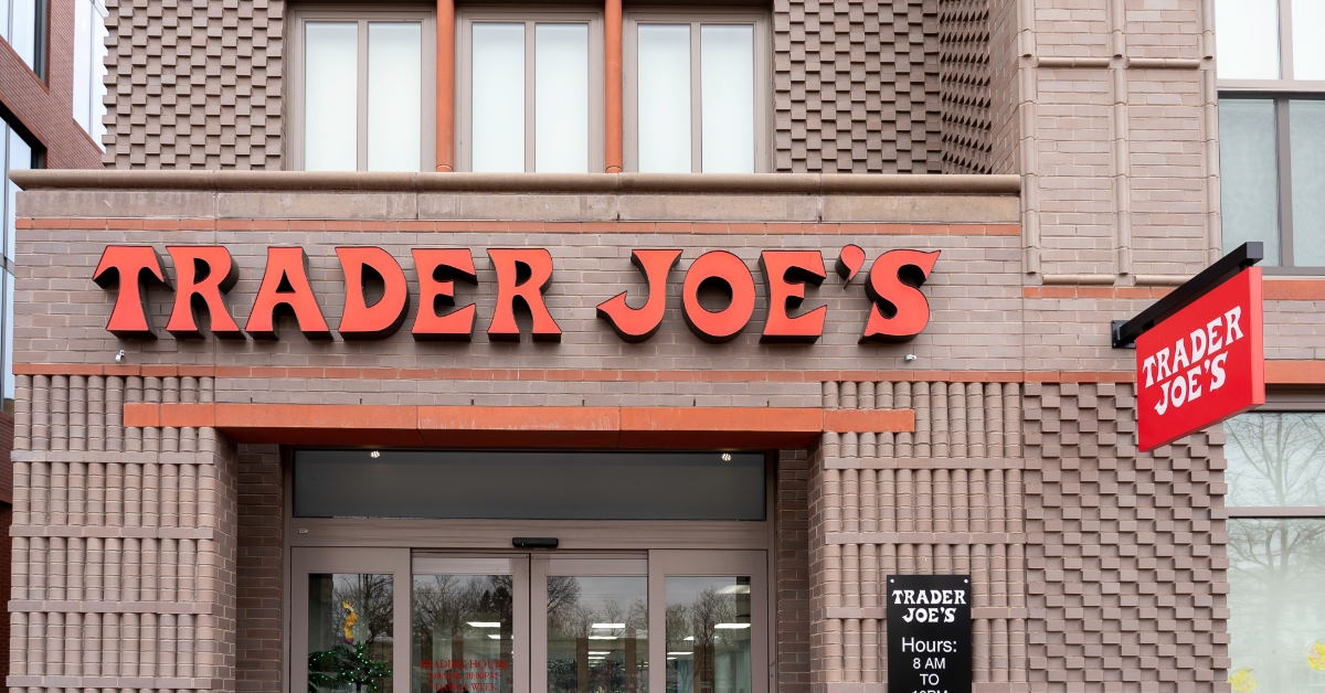 washington trader joes store from outside