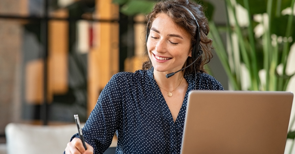 customer service representative using laptop