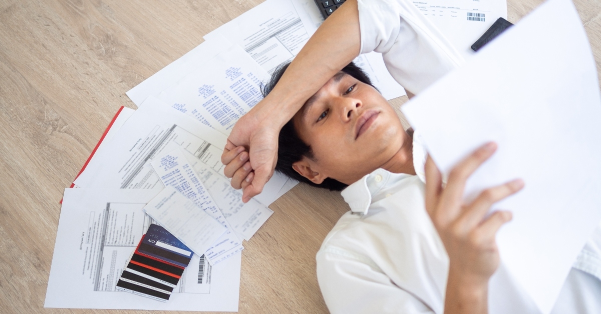 man stressed about financial problem