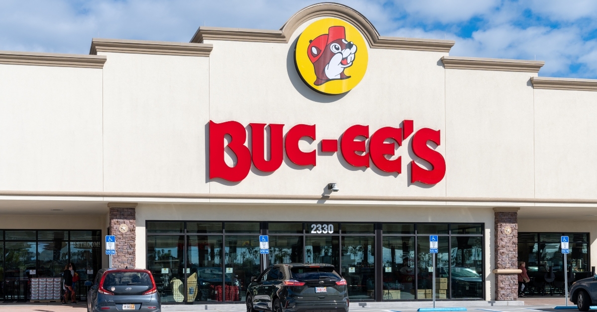 convenience store and gas station Buc-ees