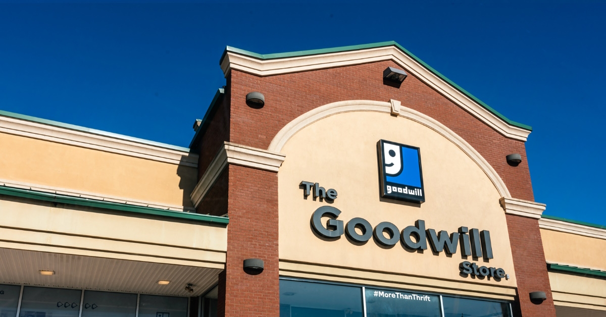new jersey good will store from outside during day time