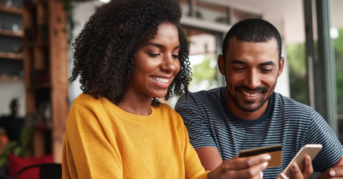 Couple shopping online