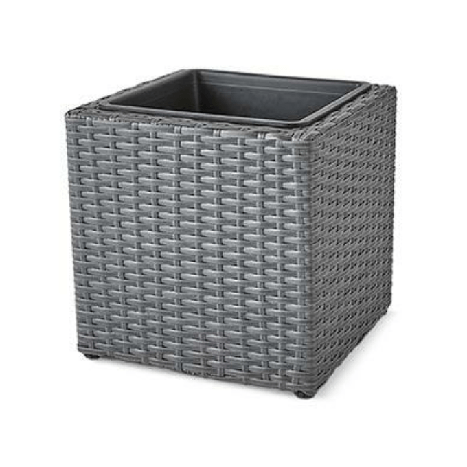 Aldi-Belavi Cube Rattan Planter