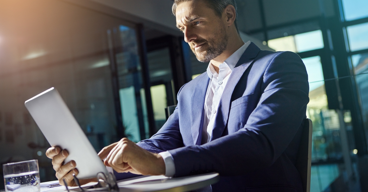 financial worker working with web finance analytics