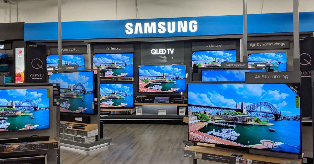samsung lcd monitors inside best buy store 