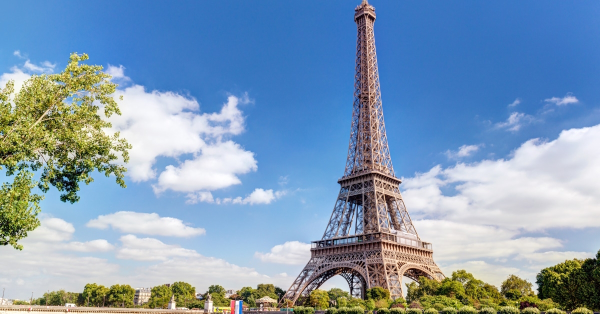 eiffel tower during summer