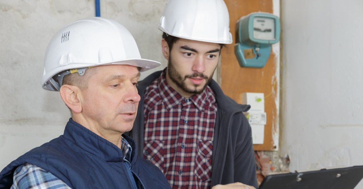 electrical supervisor showing the details