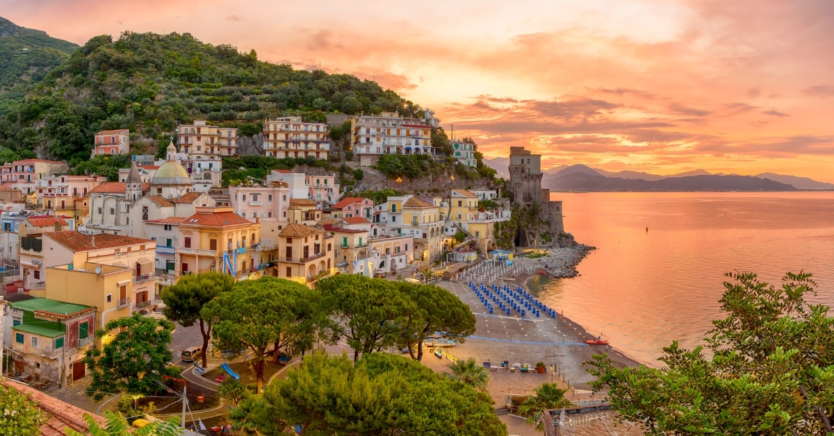 amalfi-coast-at sunrise