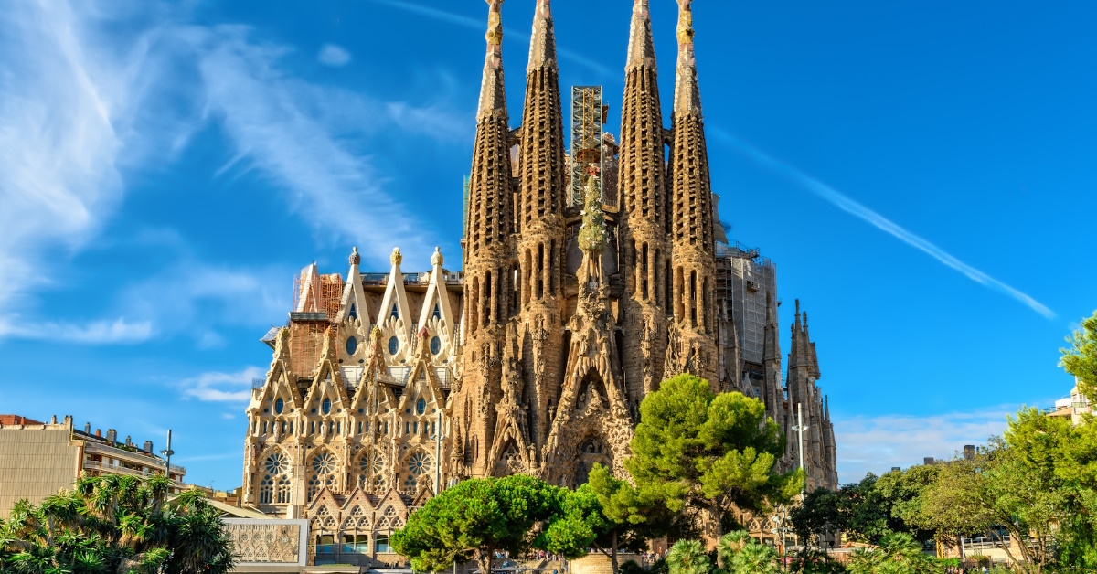 sagrada familia cathedral in barcelona