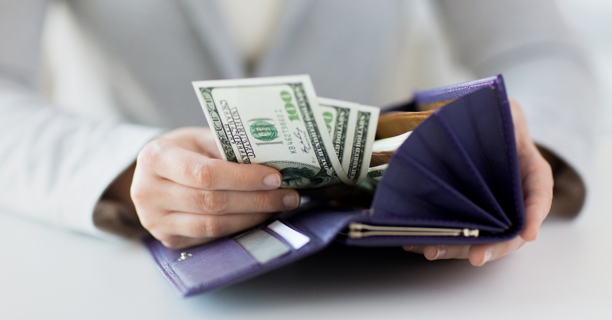 woman hands with wallet