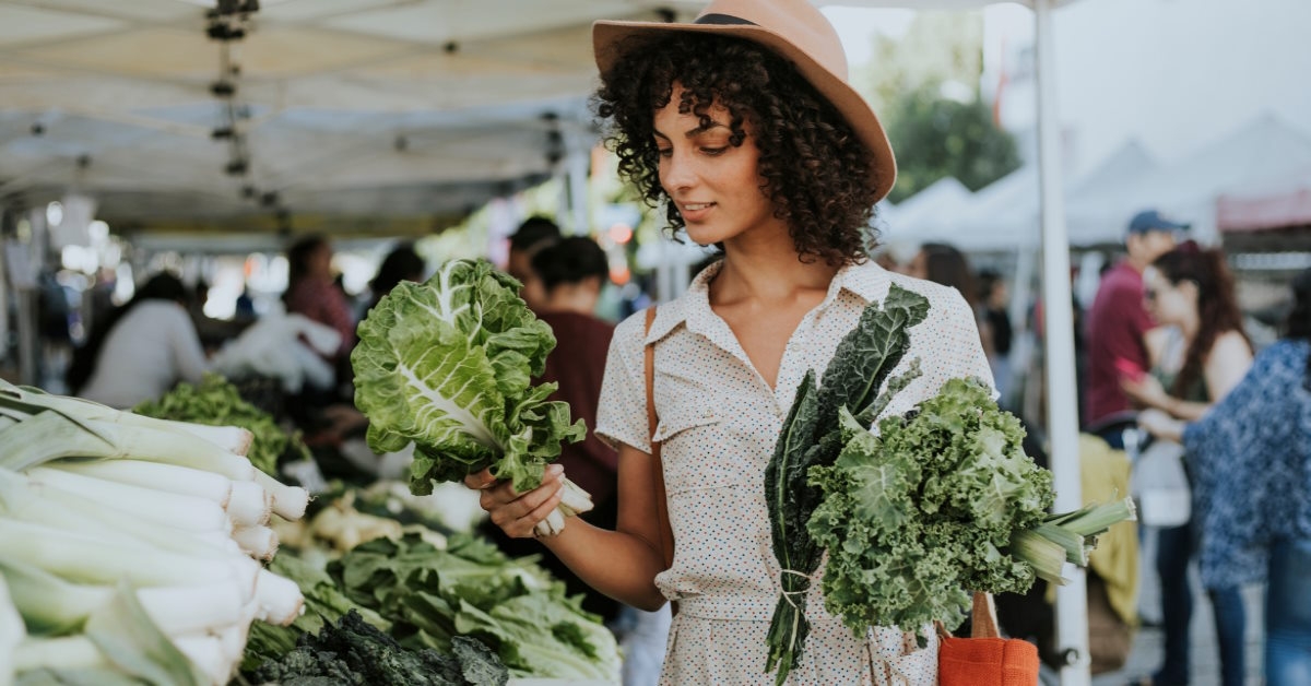 Woman shopping at a farmer's market