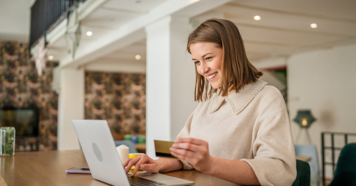 Woman shopping online