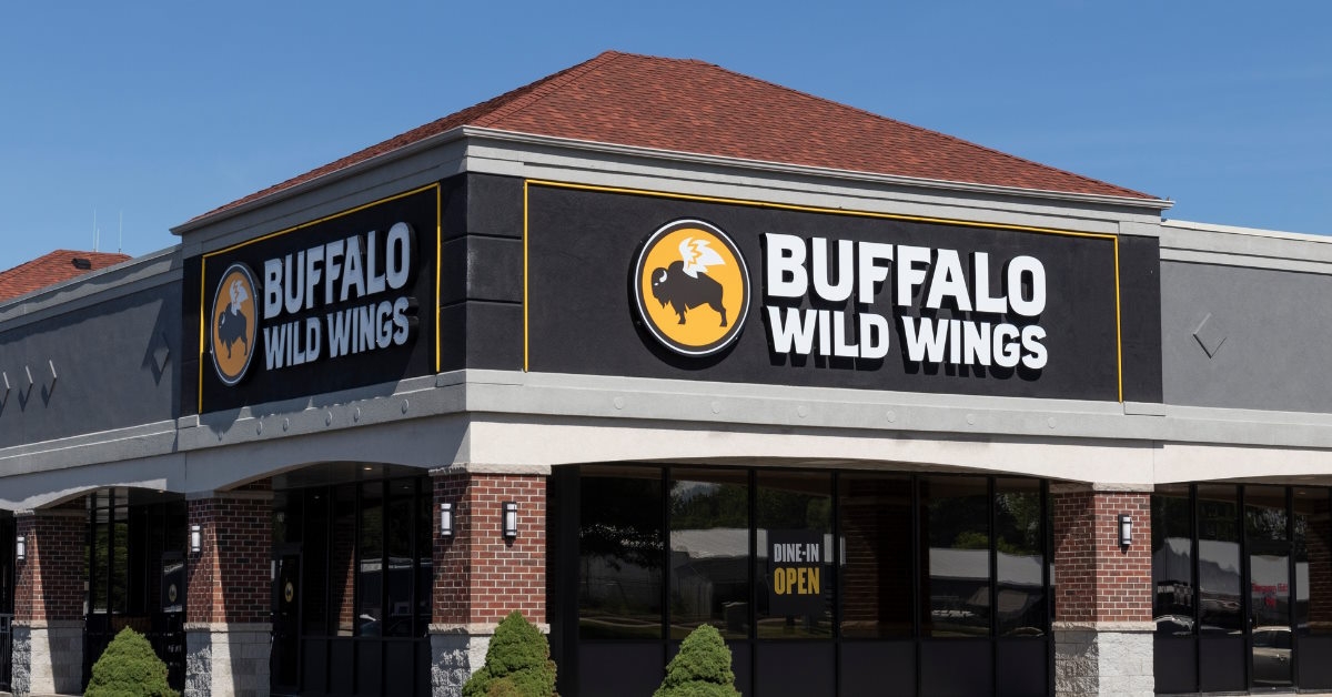 buffalo wild wings restaurant