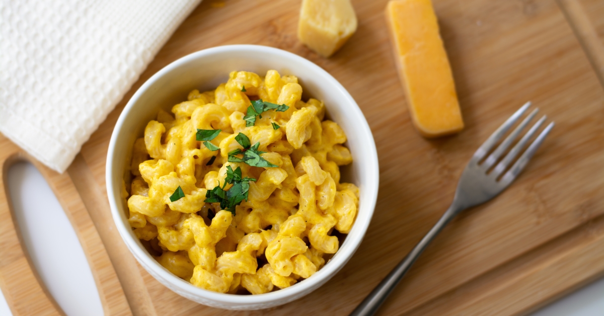 macaroni and cheese comfort food