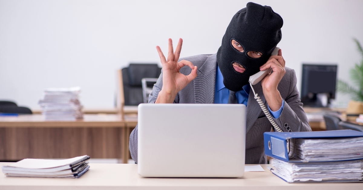 employee in industrial espionage