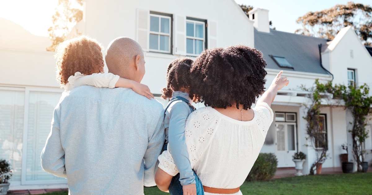 african american family moving to home