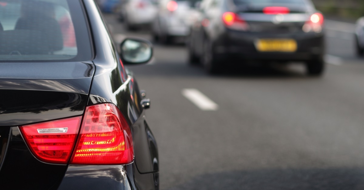 cars on highway in traffic