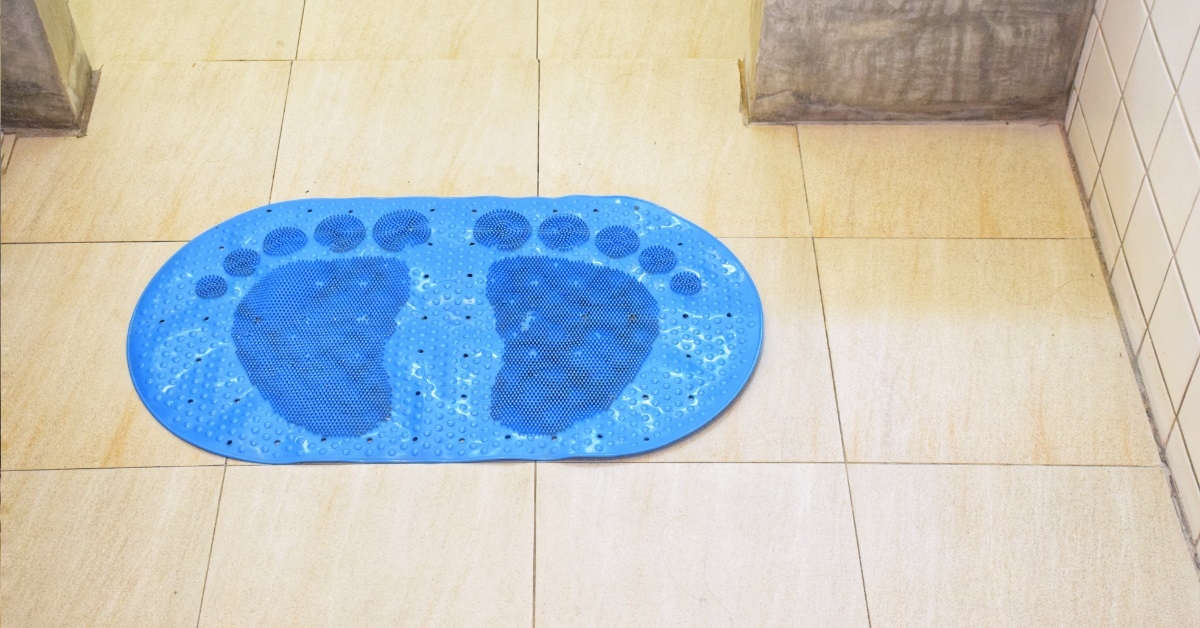 blue pvc non slip bath mat