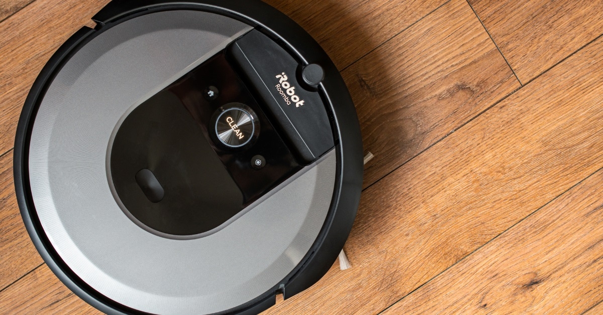 roomba robot vacuum cleaner cleaning floor
