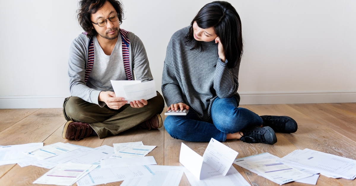 couple managing the debt