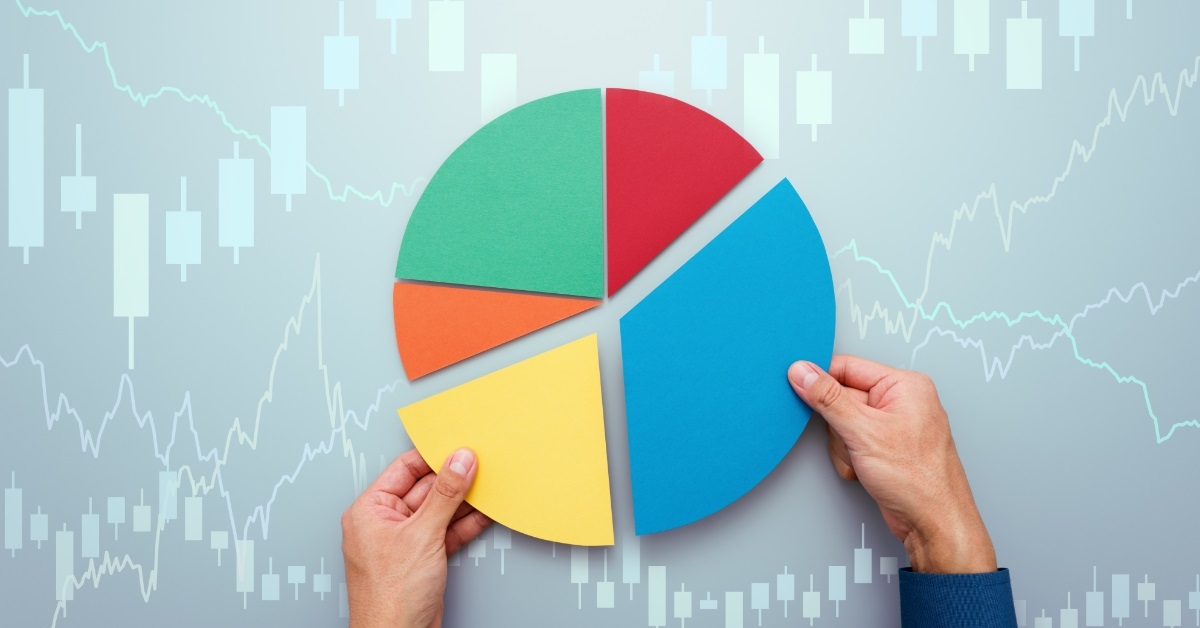 investor preparing colorful pie chart