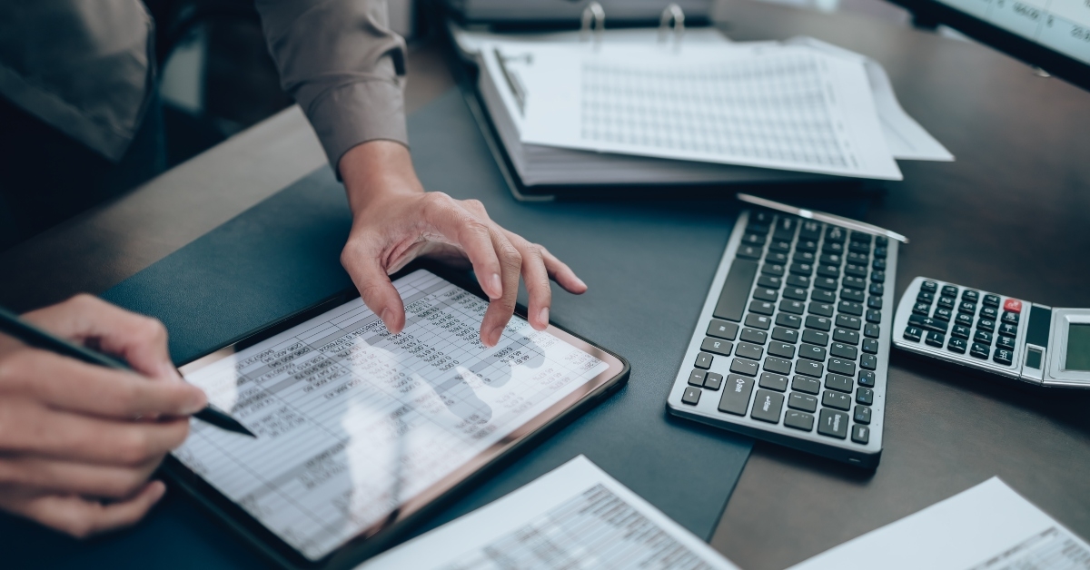 investors working on desk office