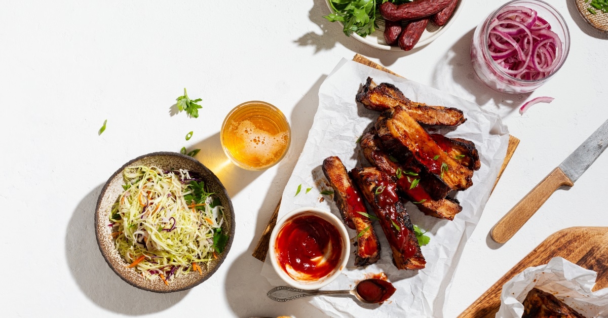 pork ribs with sauce and salad