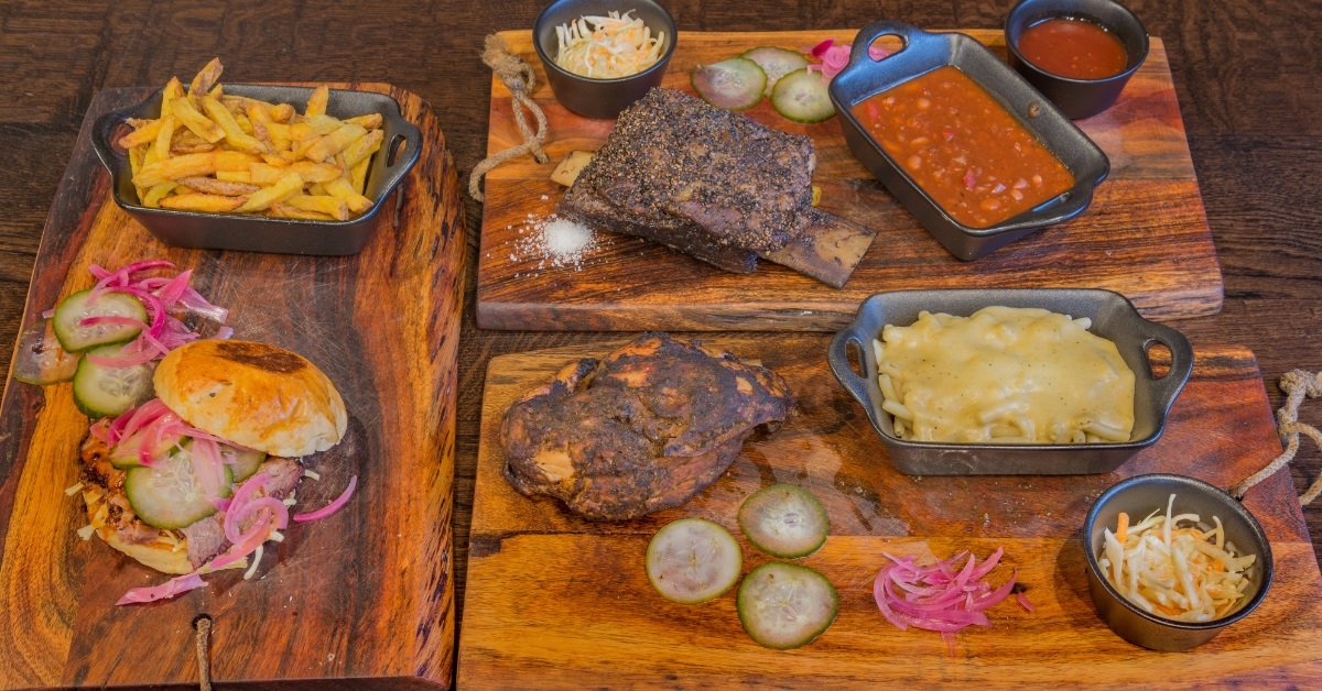 southern barbecue cuisine platter at restaurant