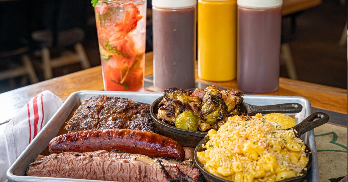 brisket ribs and sausage with macaroni