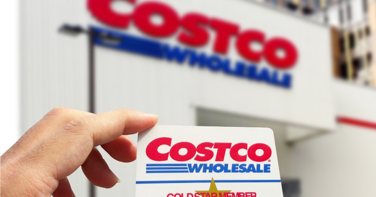 costco wholesale membership card in hand