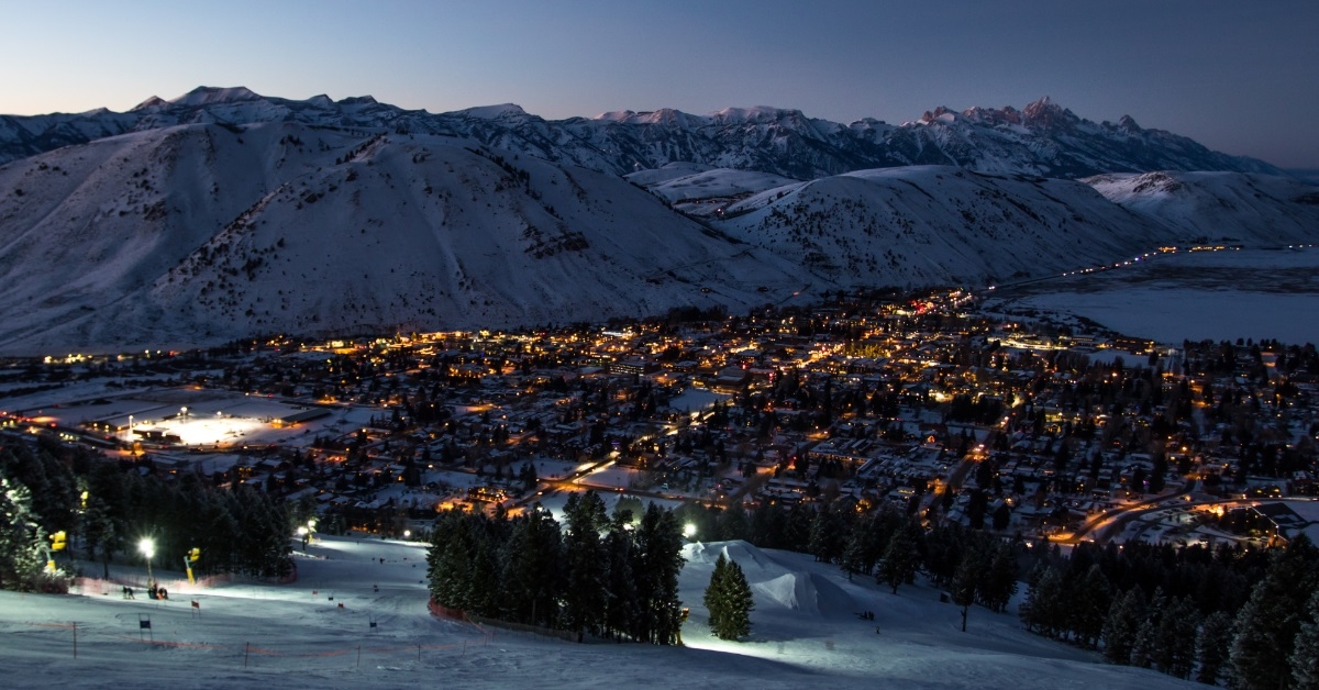jackson hotel town covered in snow