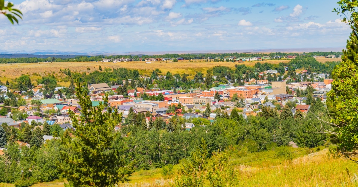 town in foothills of beartooth mountains