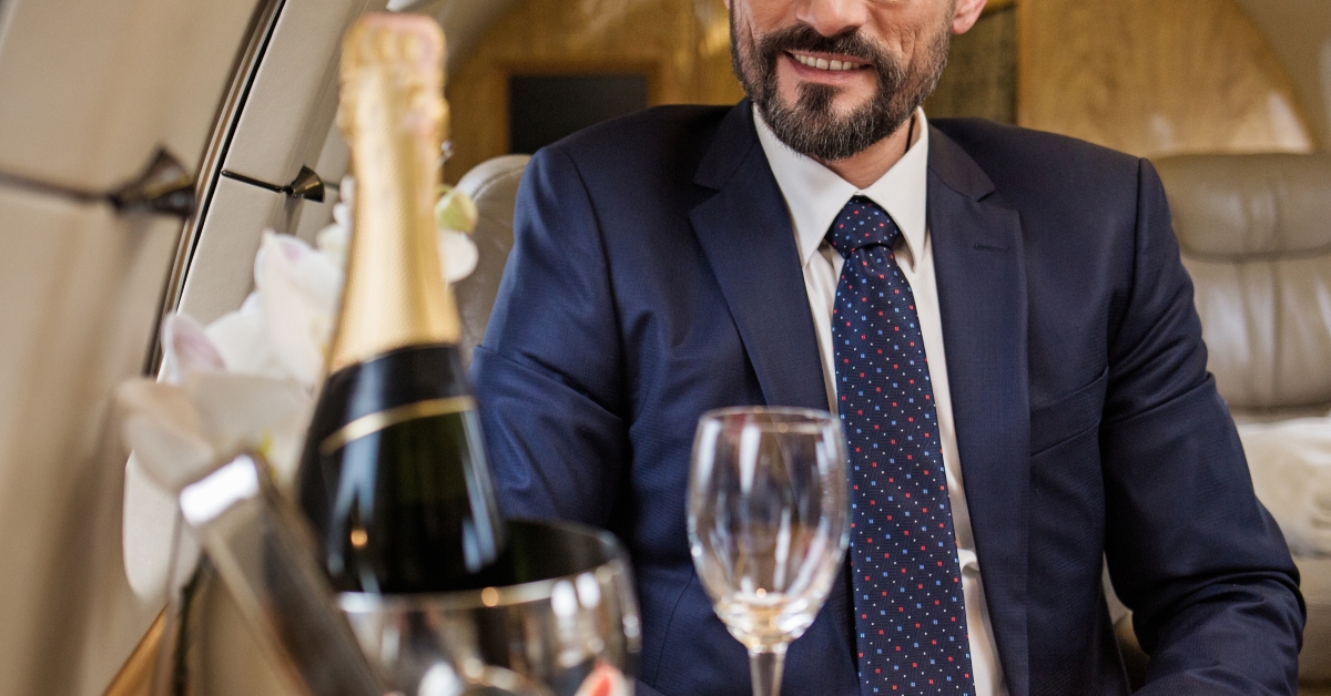 plane table with champagne
