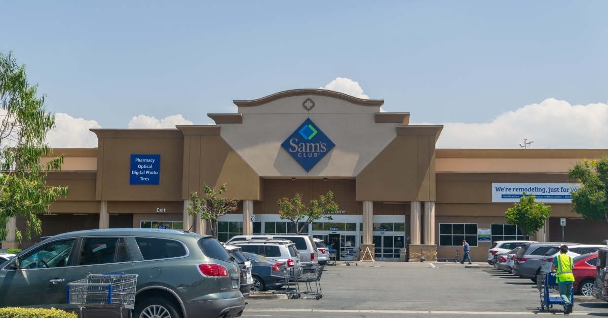 sams club entrance and parking lot 