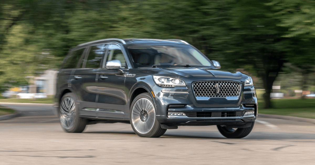 car and driver-lincoln aviator