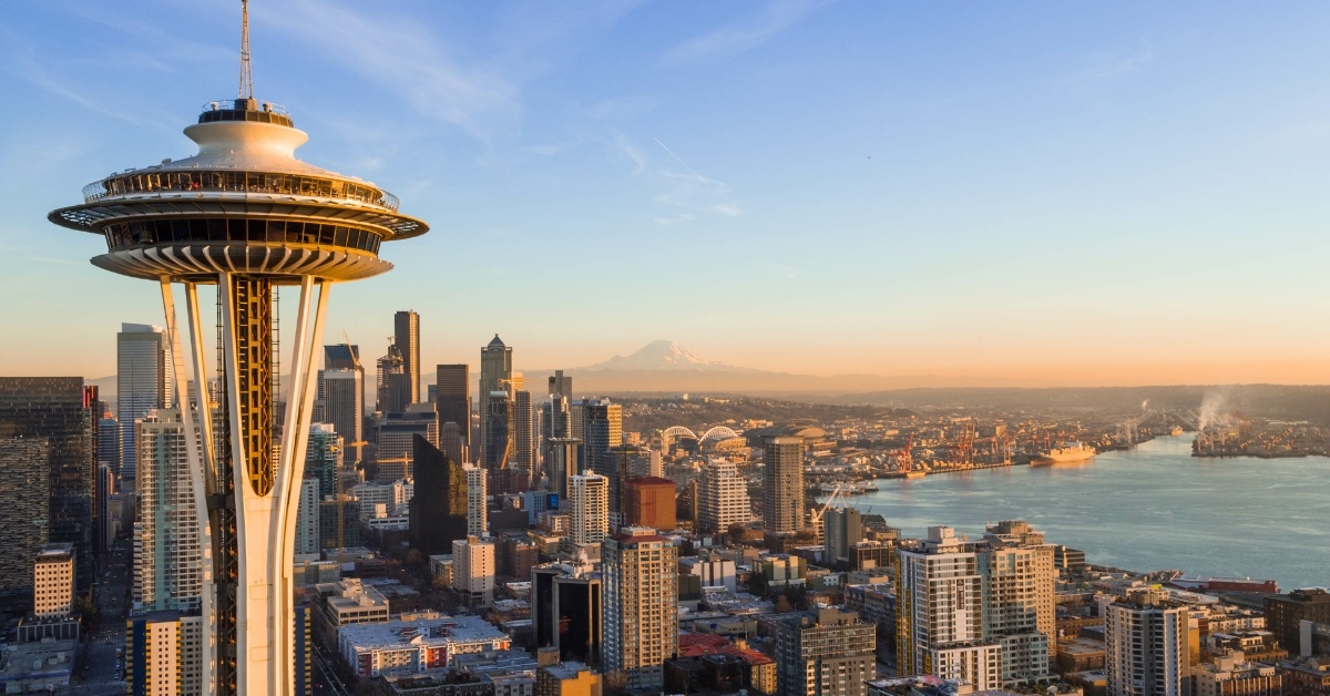 seattle skyline with space needle