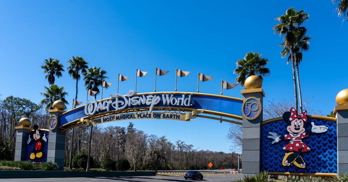 walt disney world entrance in florida