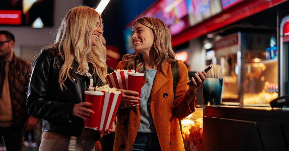 girls night in movie theater