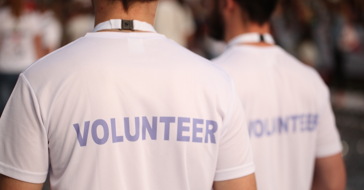T-shirts with the inscription Volunteers
