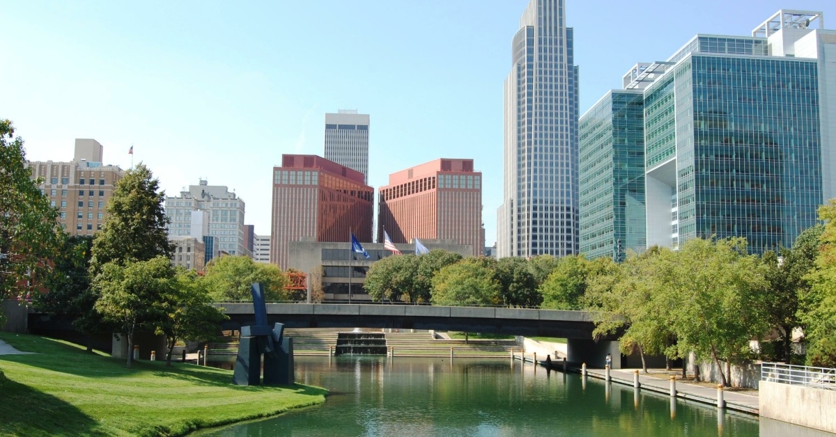skyline of omaha downton during day
