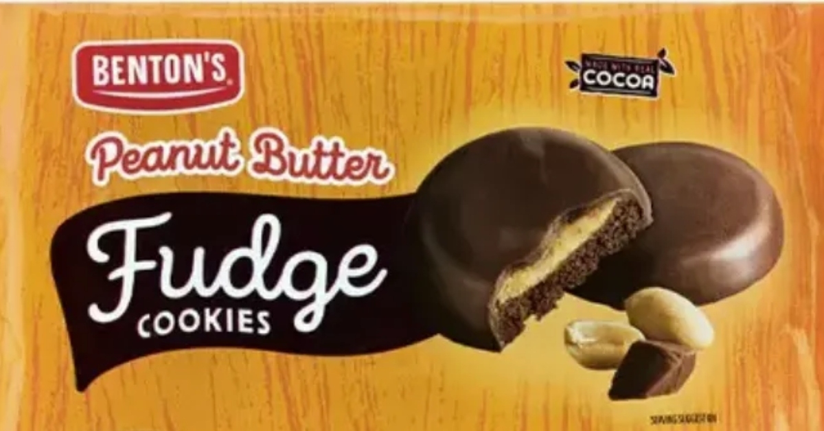 package of peanut butter fudge cookies from aldi
