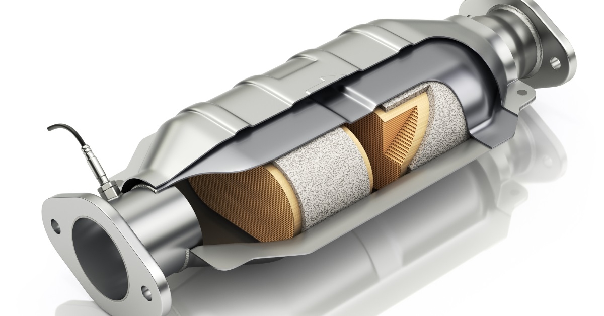 catalytic converter with sensor flue