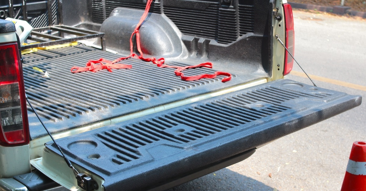 open tailgate of pickup car